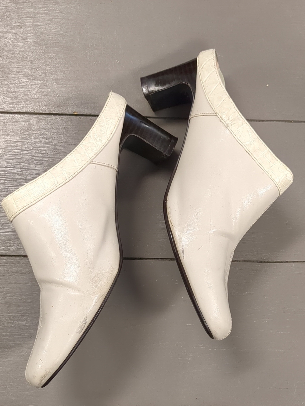 Women's White Leather Slip-On Mules with Stacked Heel